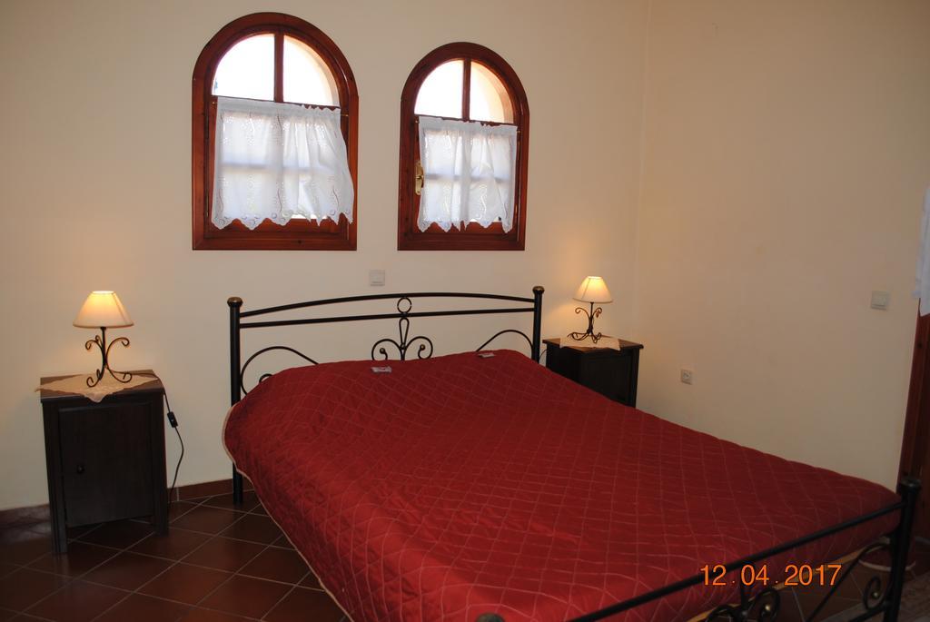 Villa Eora Keri Extérieur photo