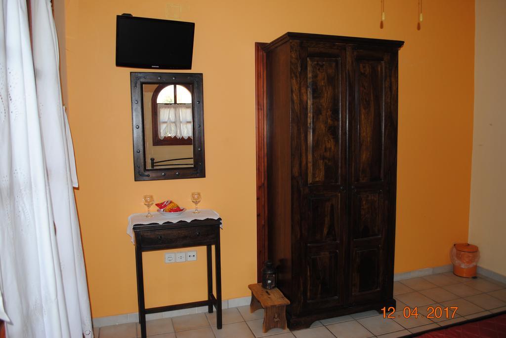 Villa Eora Keri Extérieur photo